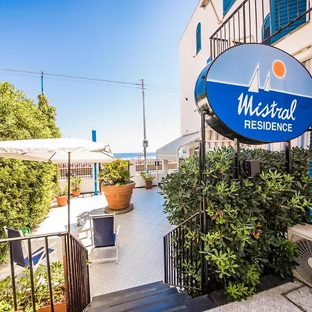 Mistral * Canneto (Lipari)